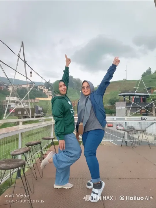 Women Celebrating with Kung Fu Poses in Scenic Outdoor – AI Generated Video | Hailuo AI