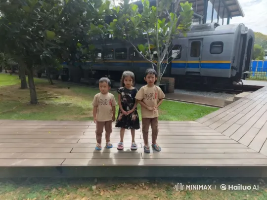 Children Perform Synchronized Kung Fu in Front of Striped Train – AI Generated Video | Hailuo AI