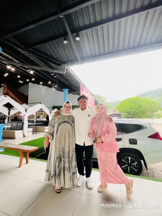 Three Friends Laugh and Sway in a Serene Outdoor Setting – AI Generated Video | Hailuo AI