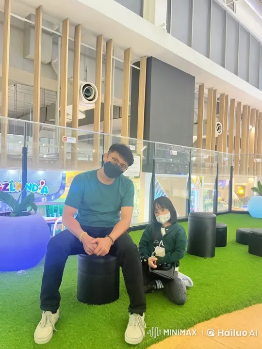 Man and Girl Practice Martial Arts in Playful Setting – AI Generated Video | Hailuo AI