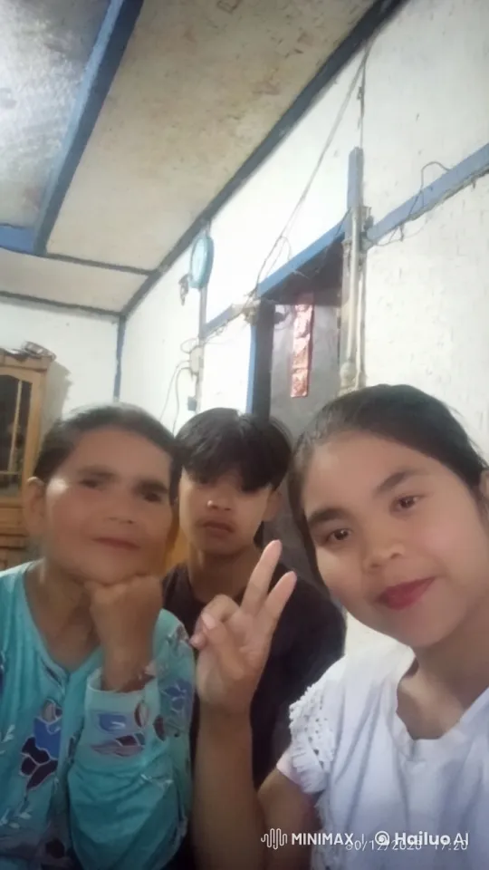 Three Children Practicing Kung Fu in a Living Room – AI Generated Video | Hailuo AI
