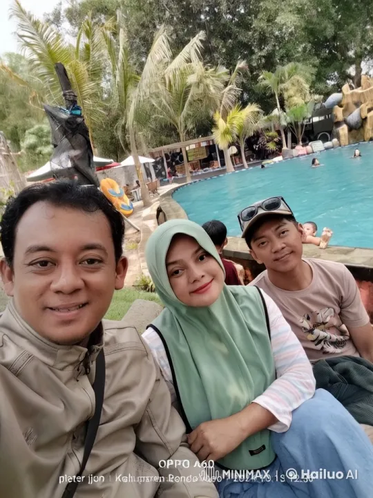 Friends Bond Over Playful Kung Fu by Resort Pool – AI Generated Video | Hailuo AI