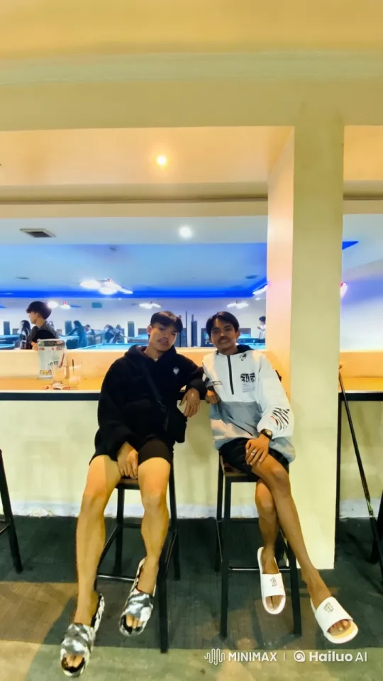 Kungfu Masters Showcase Skills in Pool Hall – AI Generated Video | Hailuo AI