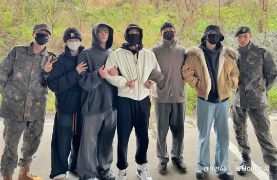 Military and Civilian Group Demonstrates Kung Fu Skills – AI Generated Video | Hailuo AI