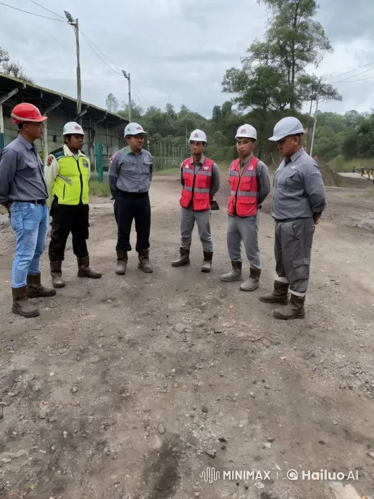 Construction Workers Perform Kung Fu on Gravel Site – AI Generated Video | Hailuo AI