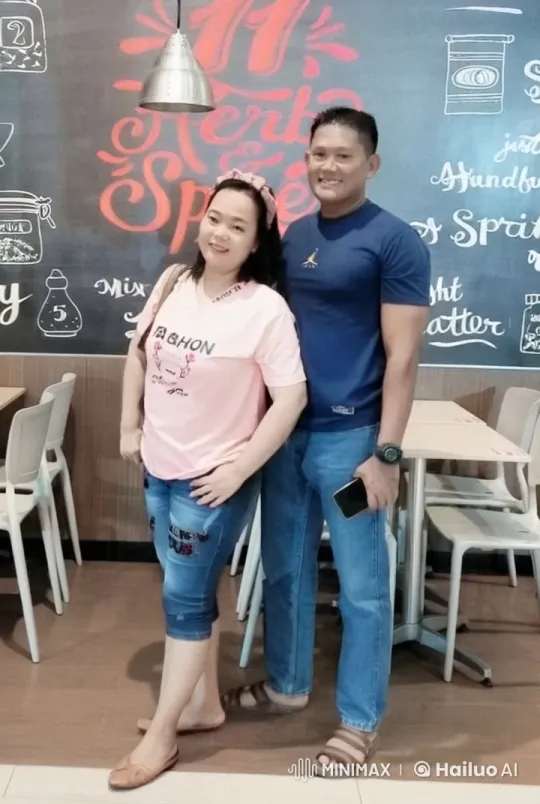 Couple Performs Dynamic Kungfu in Artistic Cafe Setting – AI Generated Video | Hailuo AI