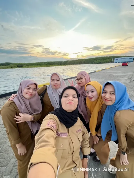 Kungfu Display Against Serene Waterfront Sunset – AI Generated Video | Hailuo AI