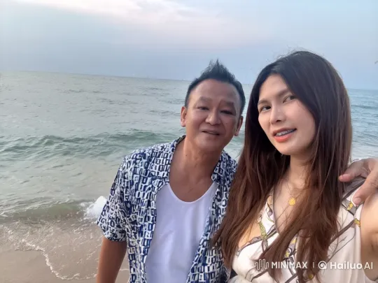 Beach Martial Arts Fight with Dramatic Ocean Backdrop – AI Generated Video | Hailuo AI