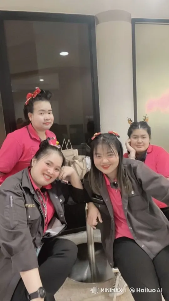 Four Individuals Perform Energetic Kung Fu Battle – AI Generated Video | Hailuo AI