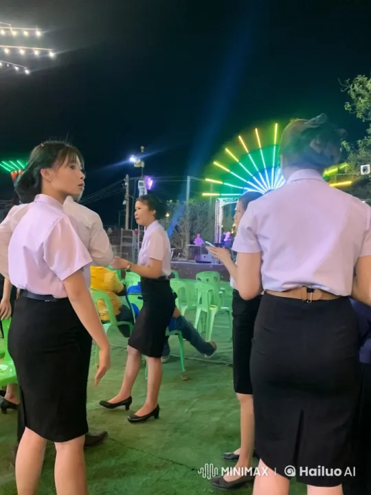 Festive Night Fight: Outdoor Martial Arts Display – AI Generated Video | Hailuo AI