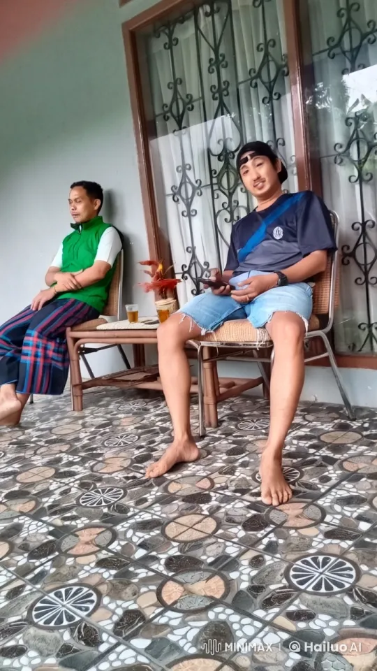 Shaolin Kung Fu Display on a Porch with Calm Observer – AI Generated Video | Hailuo AI