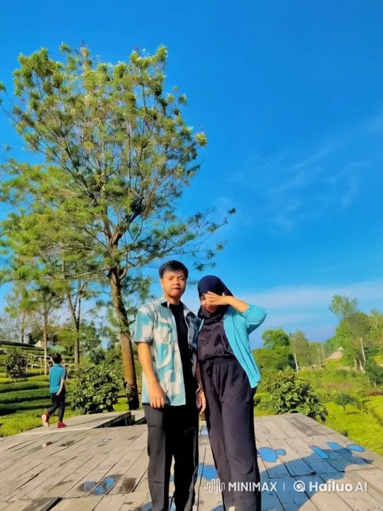 Kungfu Fight Showcases Mastery in Tranquil Outdoor Setting – AI Generated Video | Hailuo AI