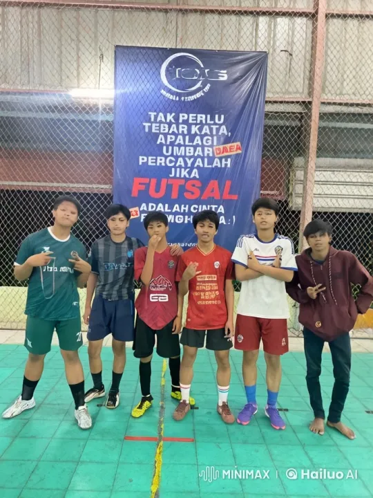 Athletes Blend Kung Fu with Futsal Court Display – AI Generated Video | Hailuo AI
