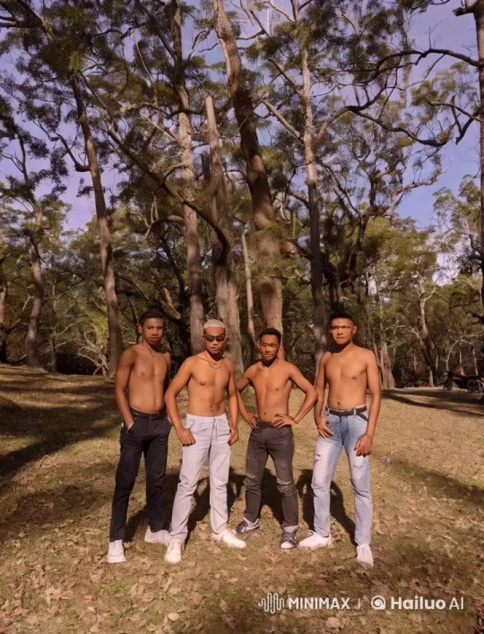 Four Shirtless Individuals Displaying Kung Fu in a Forest Clearing – AI Generated Video | Hailuo AI