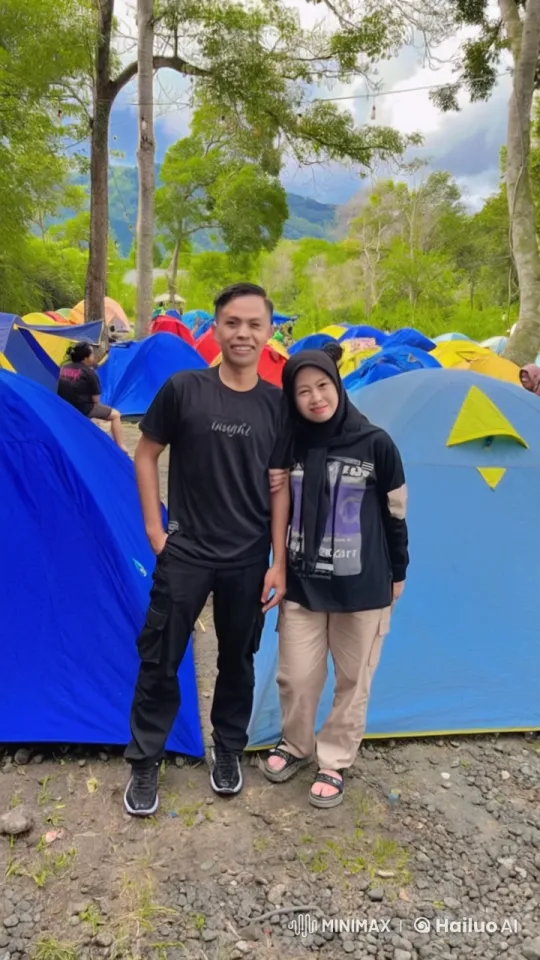 Outdoor Camping Kungfu Sparring Display – AI Generated Video | Hailuo AI