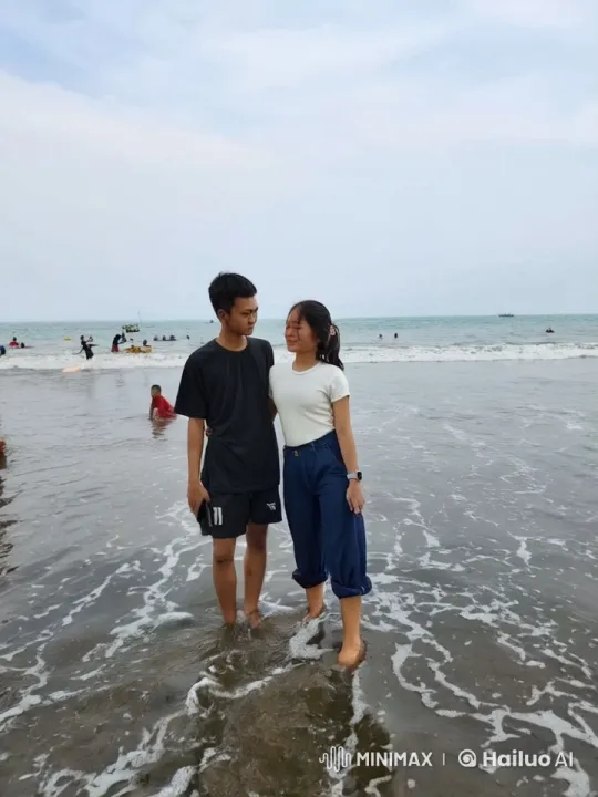 Beachside Kungfu Display by Young Couple – AI Generated Video | Hailuo AI
