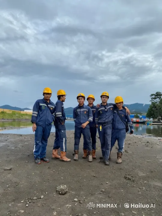 Workmen in Blue Uniforms Engage in Violent Fight by Water – AI Generated Video | Hailuo AI