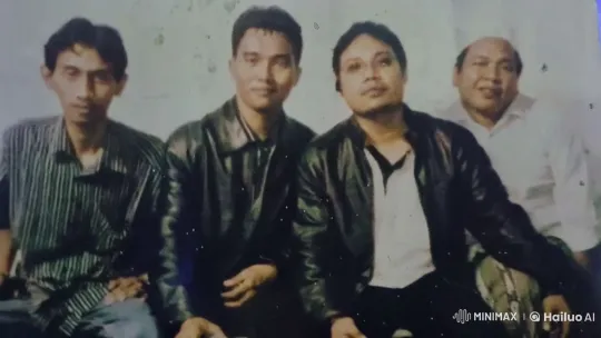 Four Men Practicing Kungfu in Synchronized Harmony – AI Generated Video | Hailuo AI