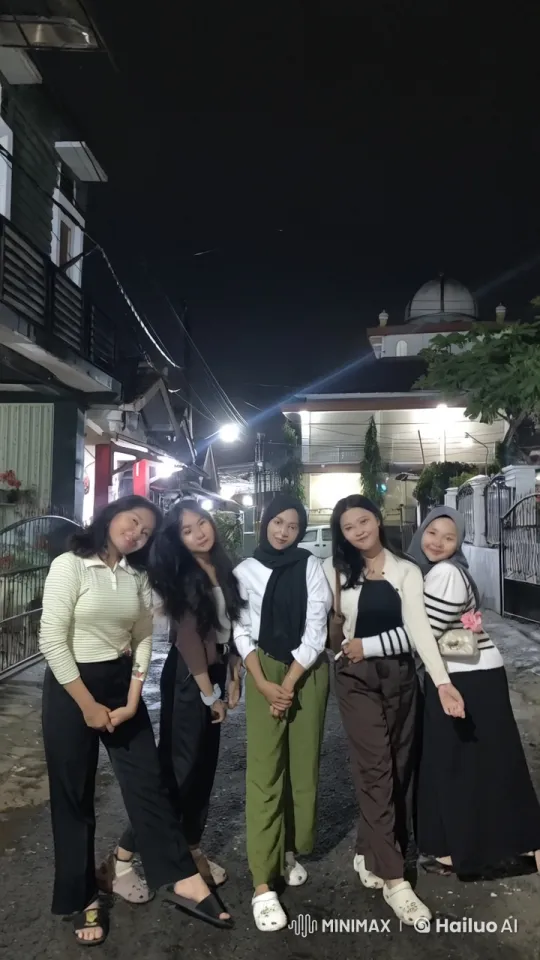 Young Women Showcase Dynamic Kung Fu Skills on Suburban Street – AI Generated Video | Hailuo AI