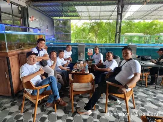 Friends Display Kungfu Skills in Cozy Café – AI Generated Video | Hailuo AI