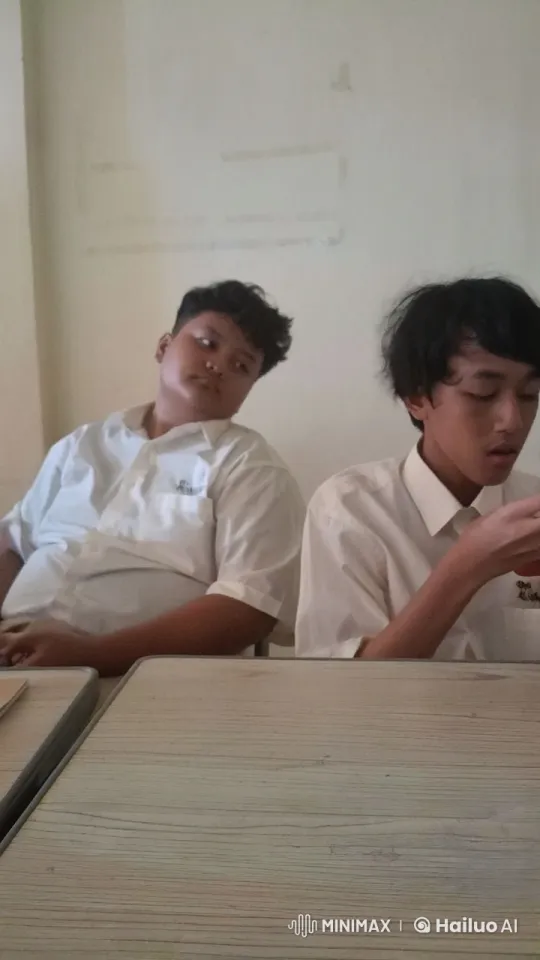 Student Surprises with Kungfu in Quiet Classroom – AI Generated Video | Hailuo AI