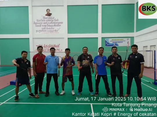 Badminton Court Transforms into Kungfu Arena – AI Generated Video | Hailuo AI