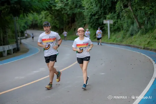 Joggers Blend Running with Dynamic Kungfu Moves – AI Generated Video | Hailuo AI