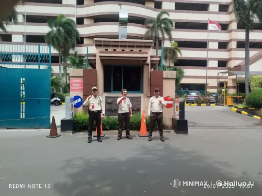 Martial Artist Takes on Security Role – AI Generated Video | Hailuo AI