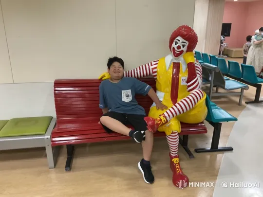 Martial Arts Performance in Empty Waiting Area – AI Generated Video | Hailuo AI
