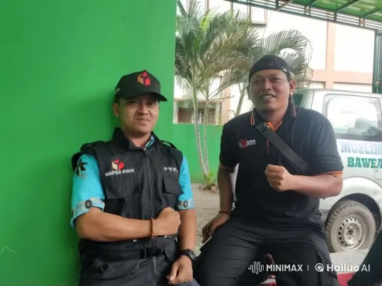 Individuals in Uniforms Display Solidarity Outside Building – AI Generated Video | Hailuo AI