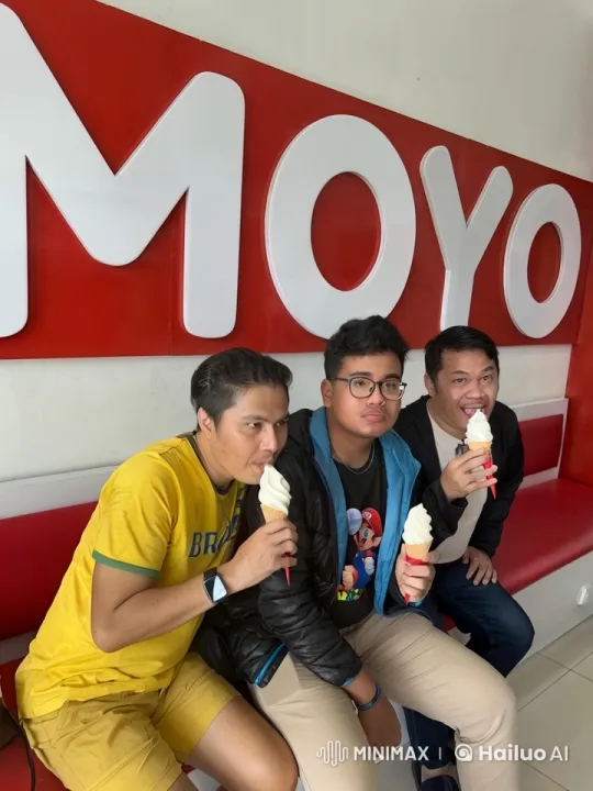 Friends Enjoy Ice Cream on Red Bench at MOYO – AI Generated Video | Hailuo AI