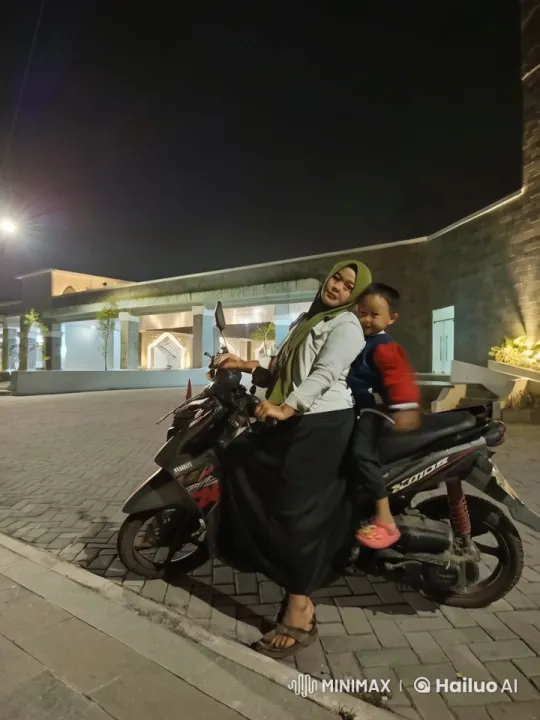 Nighttime Kungfu Performance on Motorbike – AI Generated Video | Hailuo AI