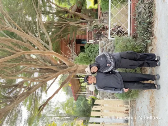Rustic Setting: Dynamic Kung Fu Performance – AI Generated Video | Hailuo AI