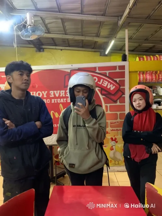 Kung Fu Display in Fast-Food Restaurant Setting – AI Generated Video | Hailuo AI