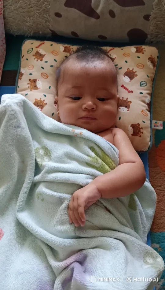 Baby Practicing Gentle Kungfu in Cozy Surroundings – AI Generated Video | Hailuo AI