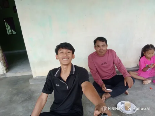 Kung Fu Practitioner Demonstrates Skills in Simple Room – AI Generated Video | Hailuo AI