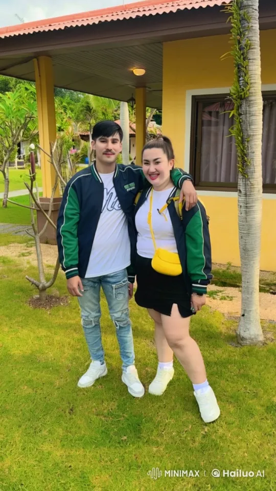 Couple in Cozy Jackets at Tropical Home – AI Generated Video | Hailuo AI