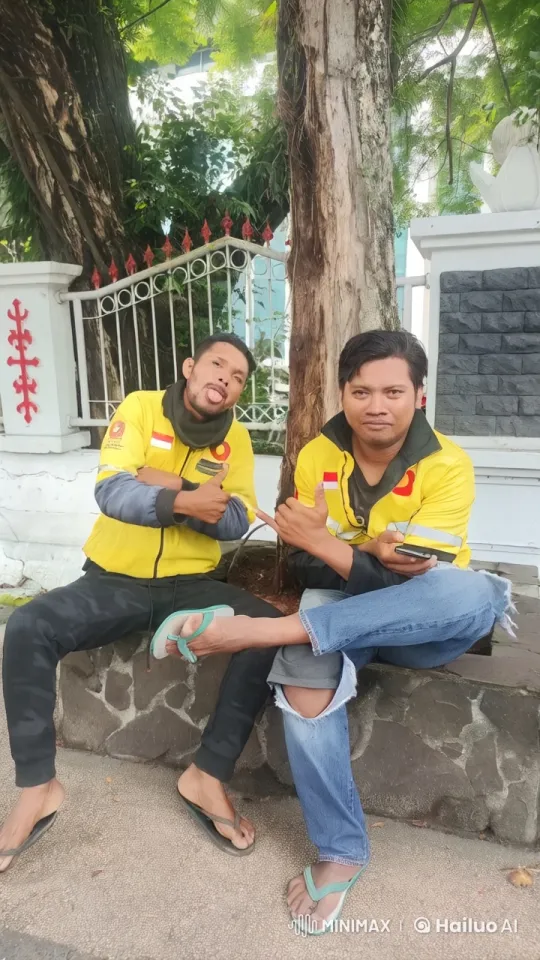 Indonesian Kungfu Fighters Showcase Skills in Exciting Duel – AI Generated Video | Hailuo AI