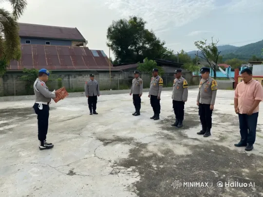 Uniformed Officers and Man Practice Kungfu in Semi-Circle – AI Generated Video | Hailuo AI