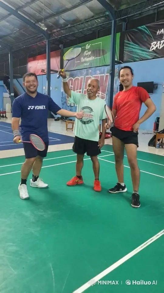Badminton Enthusiasts Showcase Athletic Skills – AI Generated Video | Hailuo AI