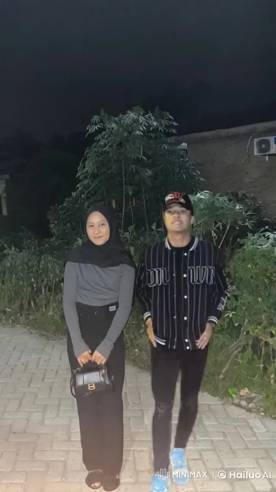 Couple Kisses on Pathway at Night – AI Generated Video | Hailuo AI
