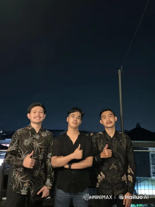 Balcony Confrontation Amidst City Lights – AI Generated Video | Hailuo AI