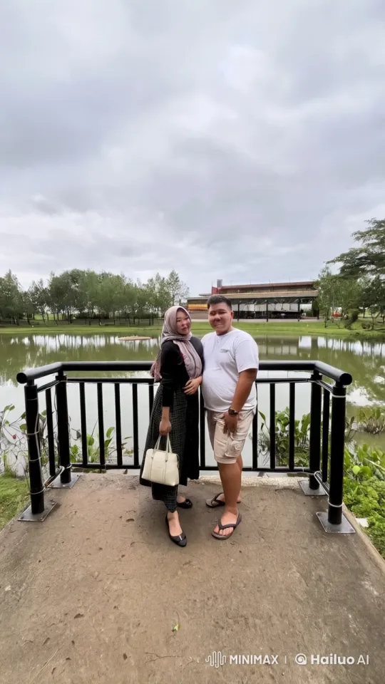 Couple Showcases Kung Fu Skills in Tranquil Setting – AI Generated Video | Hailuo AI