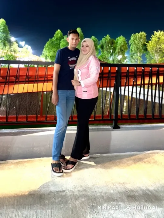 Couple Practicing Martial Arts on Evening Path – AI Generated Video | Hailuo AI