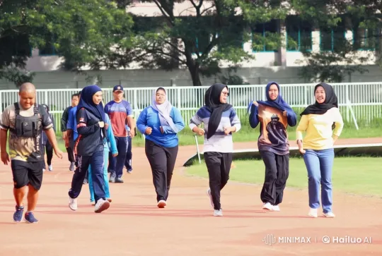 Outdoor Kung Fu Practice Session on Running Track – AI Generated Video | Hailuo AI