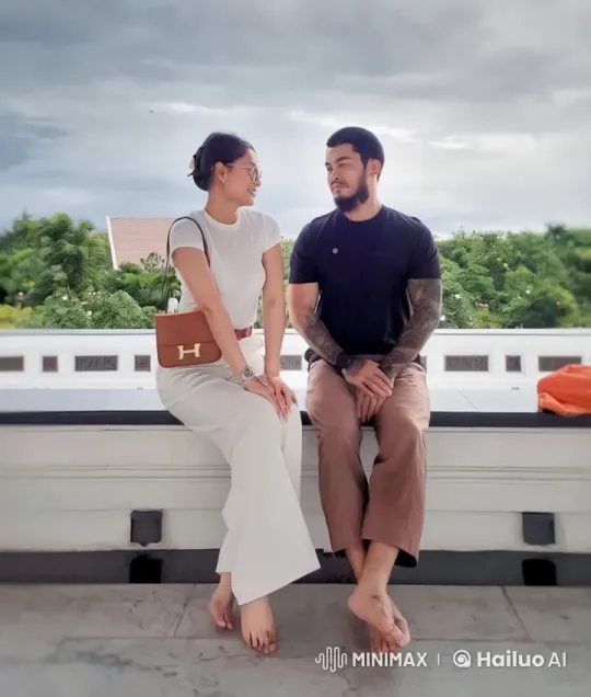 Kungfu Duo Engages in Dynamic Fight on Lush Landscape – AI Generated Video | Hailuo AI