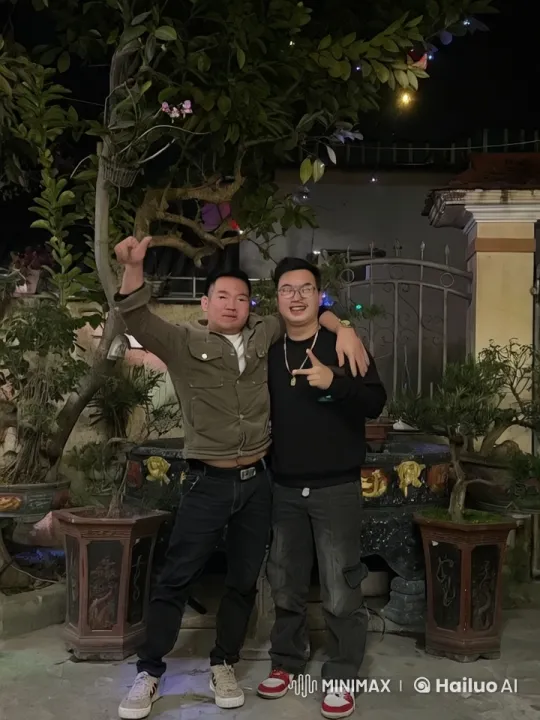 Outdoor Kung Fu Practice in Festive Ambiance – AI Generated Video | Hailuo AI