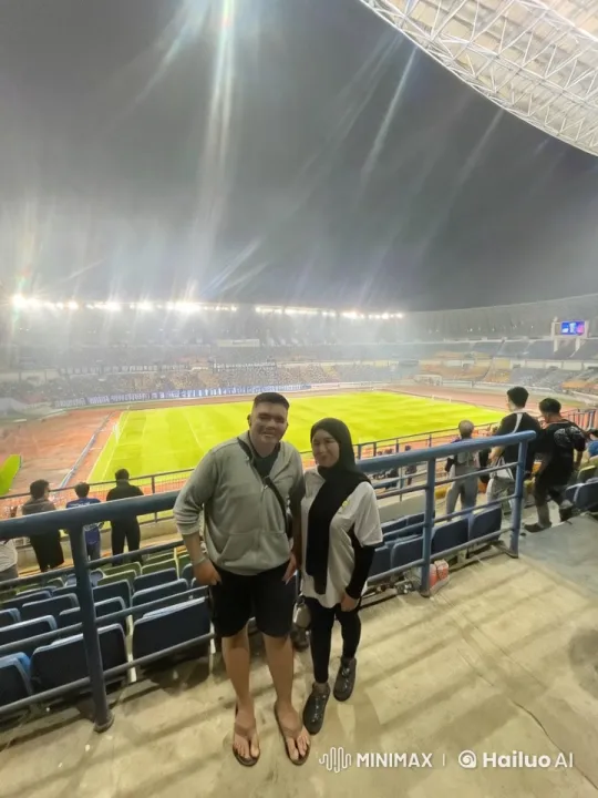 Kung Fu Masters Showcase Skills in Stadium Duel – AI Generated Video | Hailuo AI