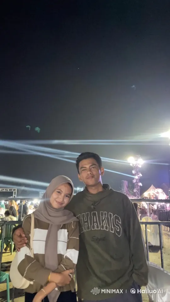 Young Couple at Festive Kungfu Event – AI Generated Video | Hailuo AI