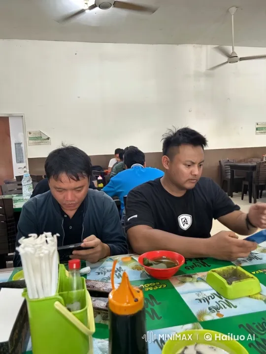 Kungfu Display at Restaurant Table – AI Generated Video | Hailuo AI